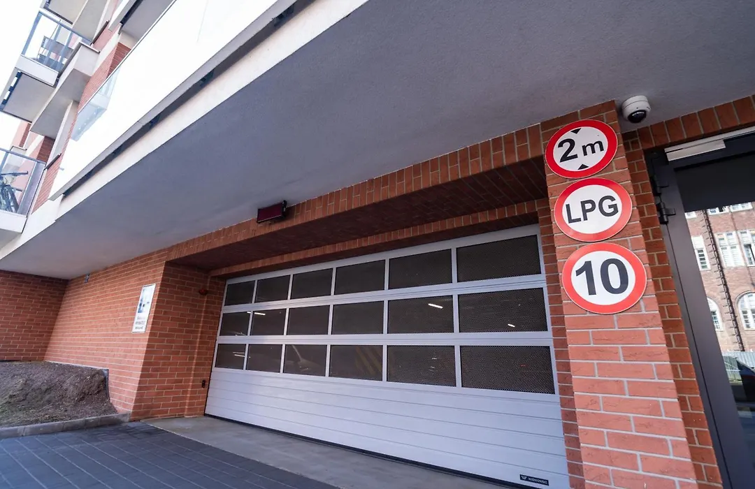 Apartament Liczi-1
