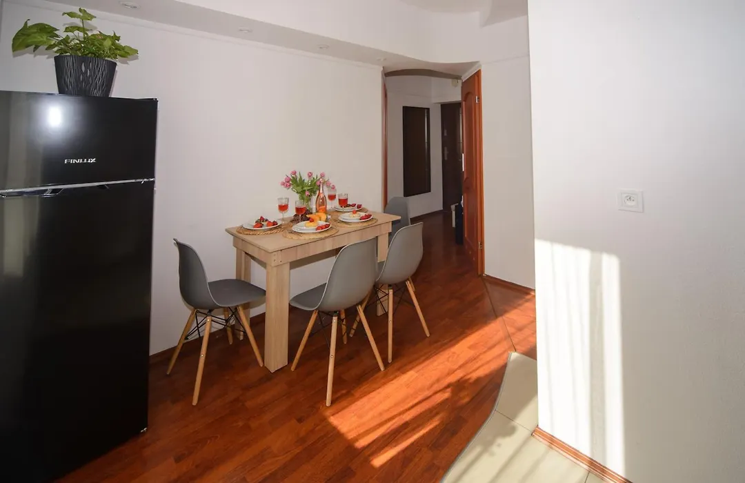 Maya'S Flats 47 - Heweliusza Gdansk-1