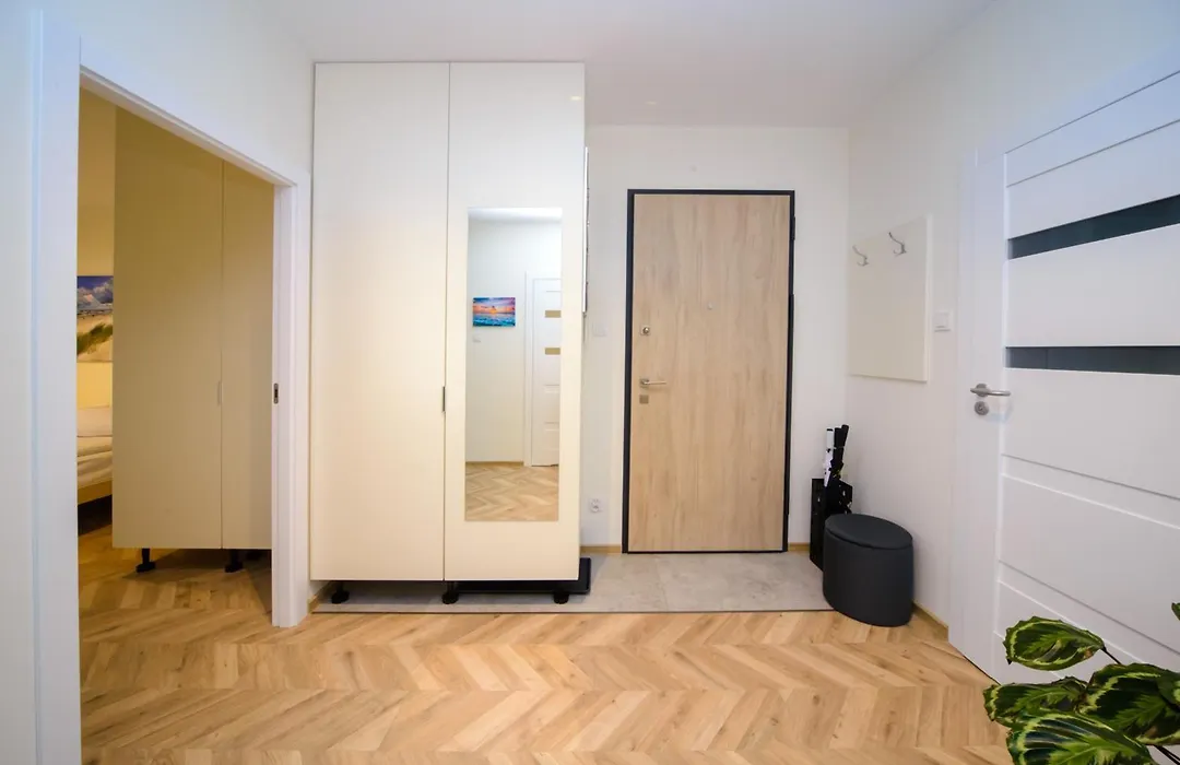 Maya'S Flats 101 - Sea View, 3 Rooms Apartment In Gdansk-1