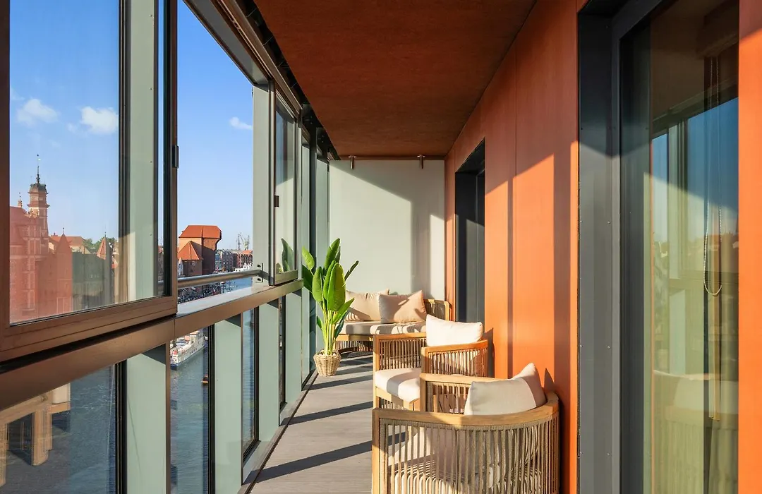 Deo Plaza Luxury Apartments By Blue Mandarin-1