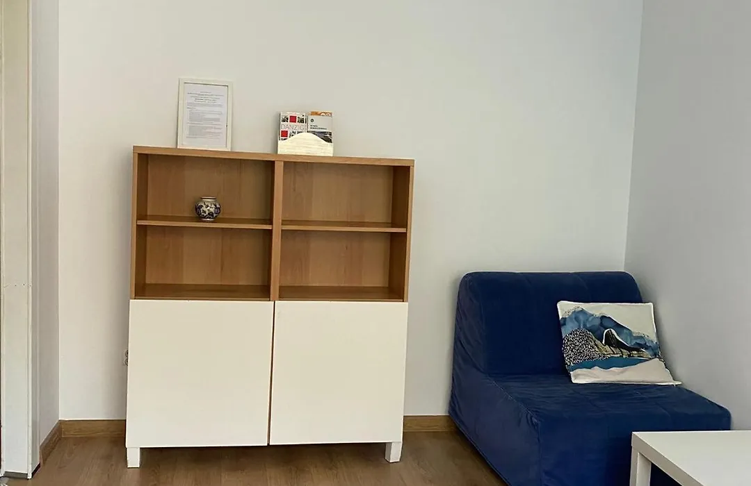 Private Apartment Near The City Centre-1