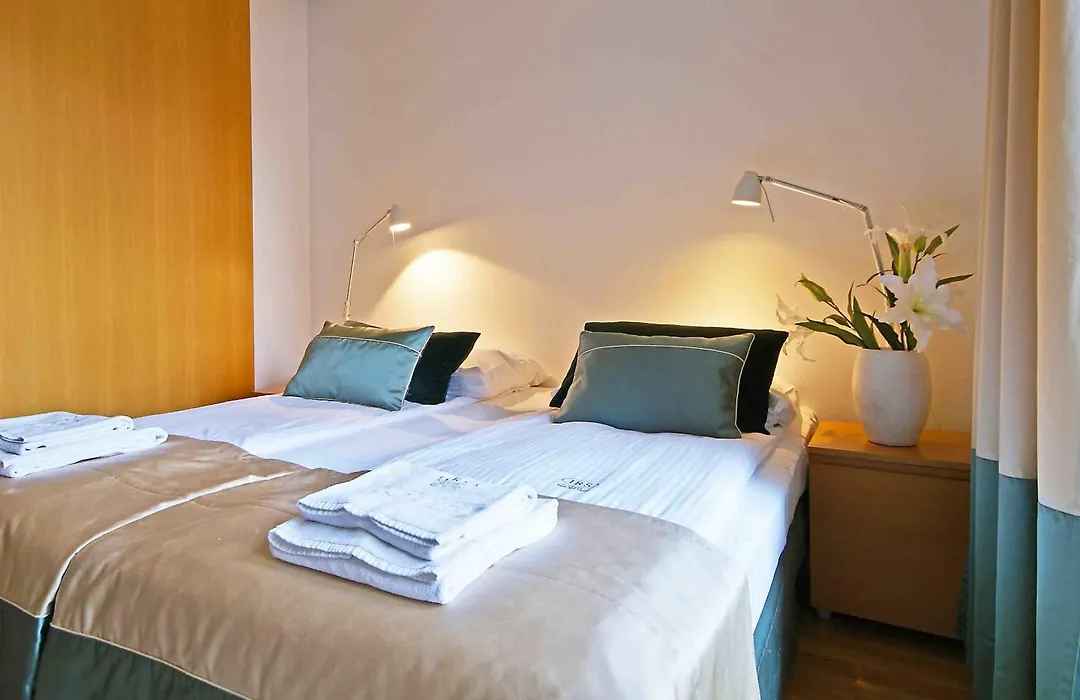 IRS ROYAL APARTMENTS Apartamenty IRS Kwartał Kamienic-1