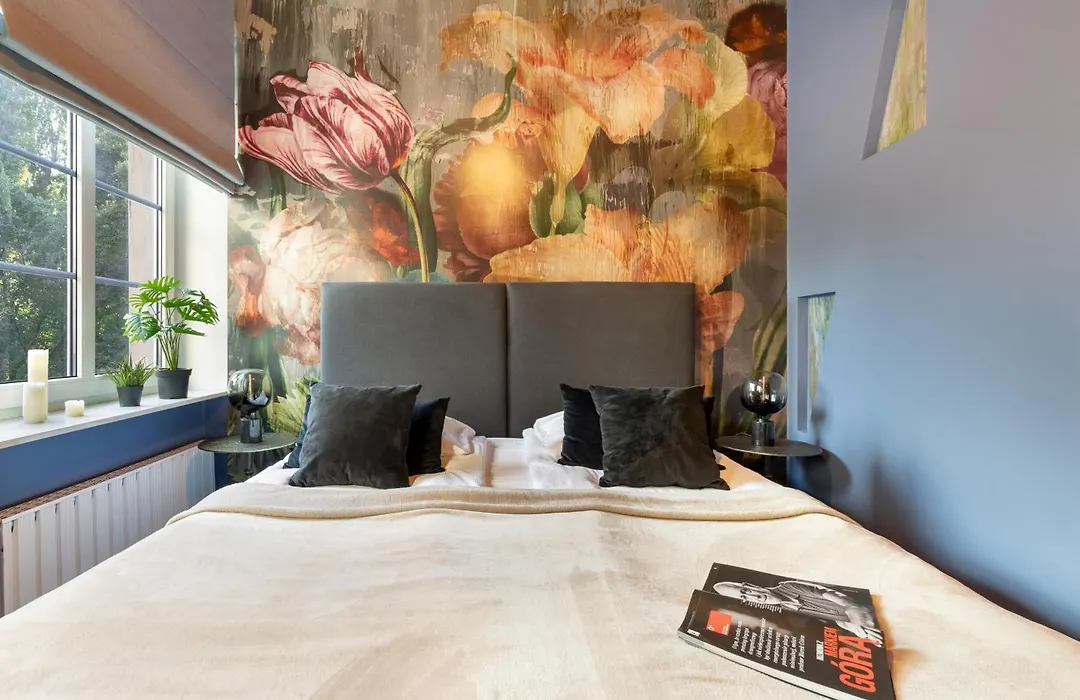 Apartments Old Town Ogarna & By Noclegi Renters-1