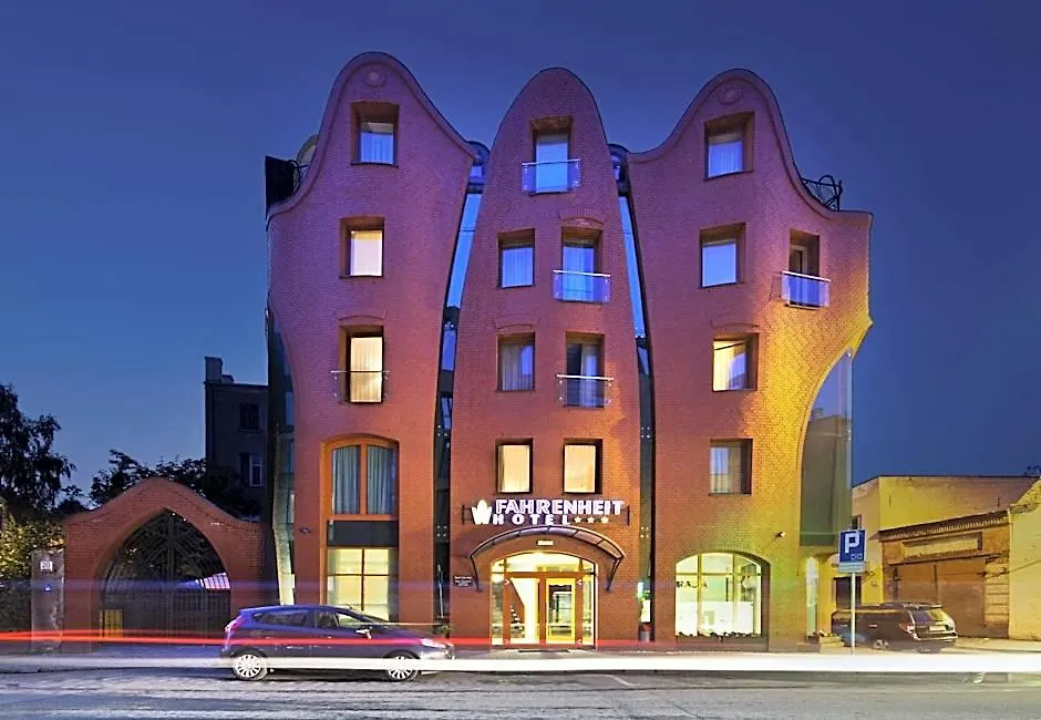 Hotel Fahrenheit-1