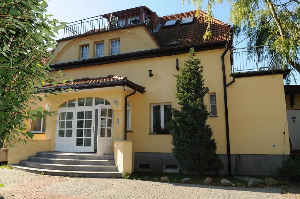 Willa Zlota Plaza-1