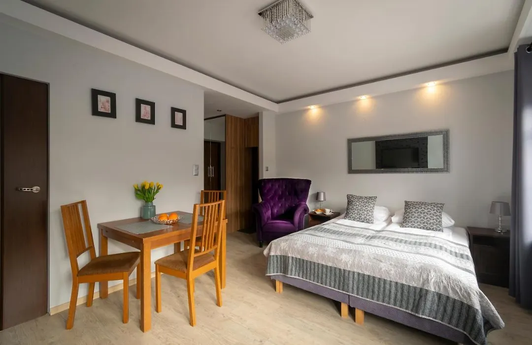 Apartament Szeroka-1