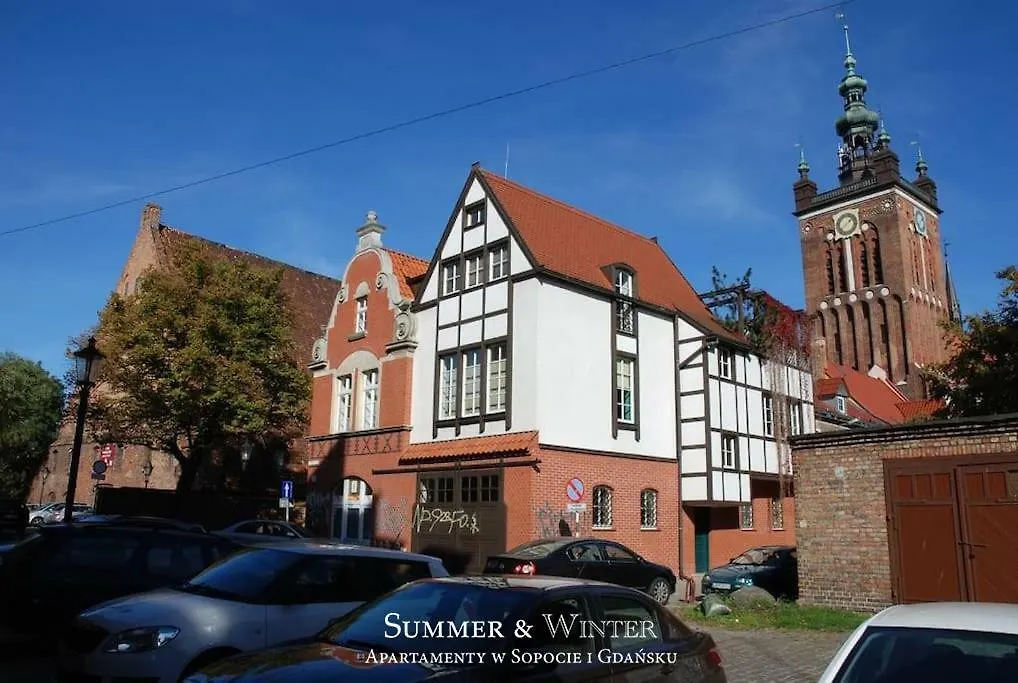Summerwinter - Luxury Green Old Town Apartment, 2 Bedrooms & Sofa-1