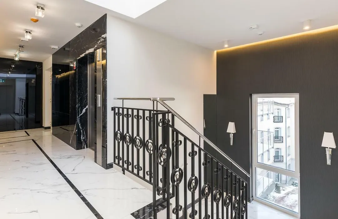 Tartaczna Street Apartment-1