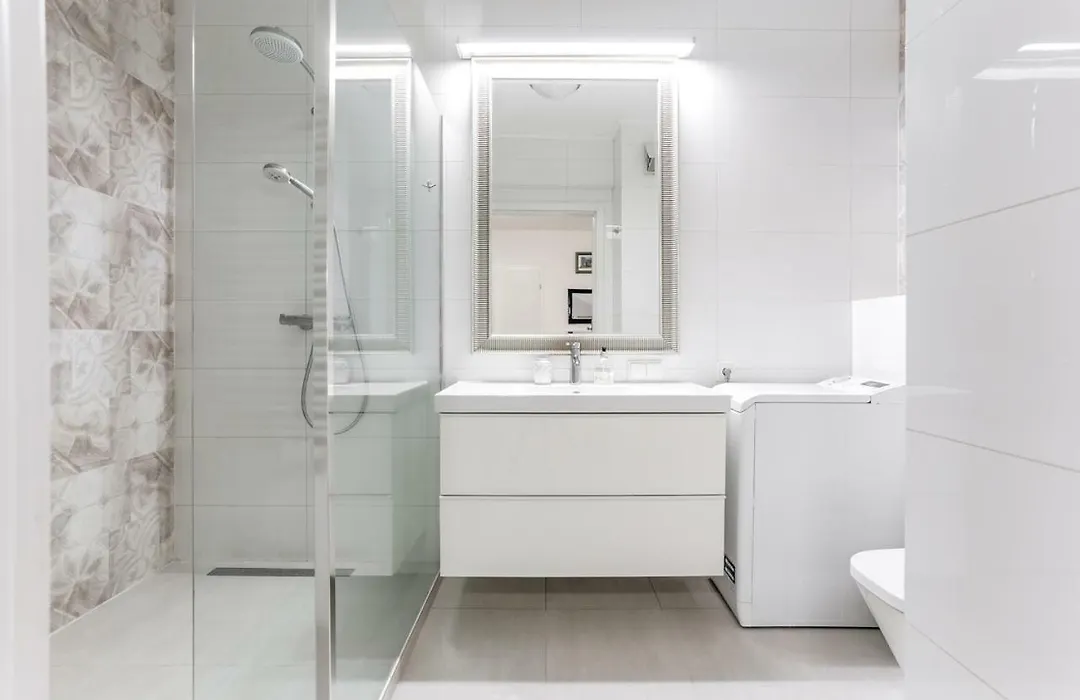 Apartmate Spacious Apartment With Balcony Oldtown For 6 People-1