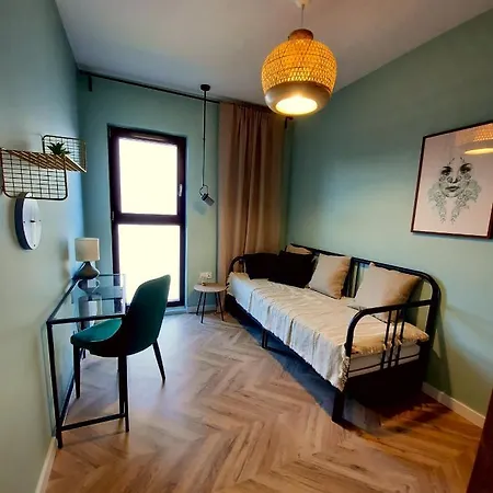 Trident Apartment I-2