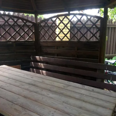 Sloneczny Apartament Z Balkonem-2