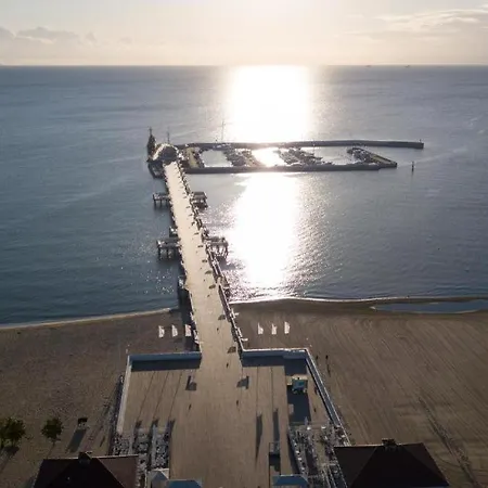 "Nowy Apartament" Sypialnia , Garaz, 1500 M Od Morza, Netflix-2