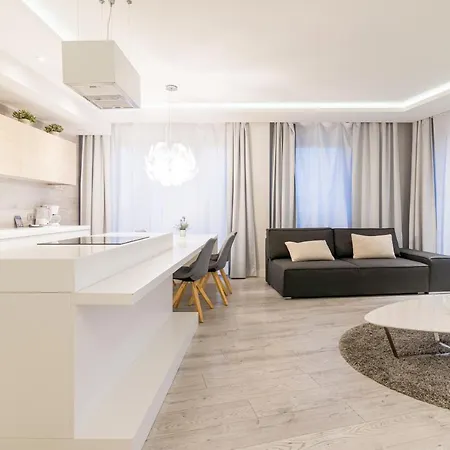 Apartment Szafarnia 5-2