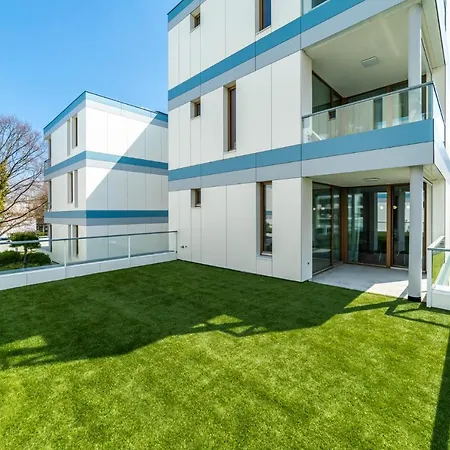 Sauna & Spa White Deluxe With Terrace By Oneapartments-2