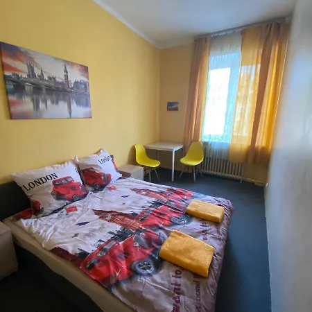 Bon Voyage Apartments-3