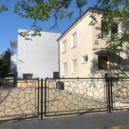 Apartament Słoneczny Willa Perla 100m od morza-2