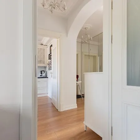 Elegant Near Old Town - Free Parking-2