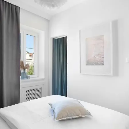 Elite Apartments Old Town Deluxe-2