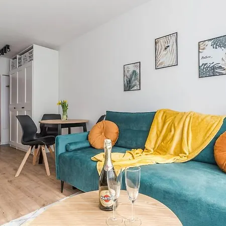 Uroczy apartament 2 pokoje - 10 min do morza!-3