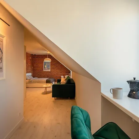 Loft B-3