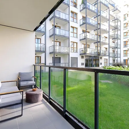 Hello Apartments Zajezdnia Wrzeszcz With Private Parking-3