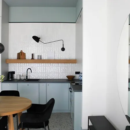 Kwadrat Hallera Suite With Free Parking By Downtown Apartments-3