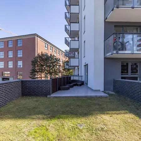 Apartmarte- Oldtown Apartment With Garden-3