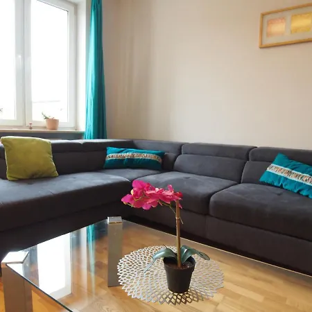 Gama K2124 Grand-Tourist Apartments-2