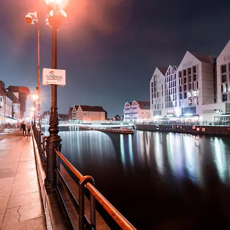CLASSY APARTMENTS - Gdańsk - Widok z Wyspy-3