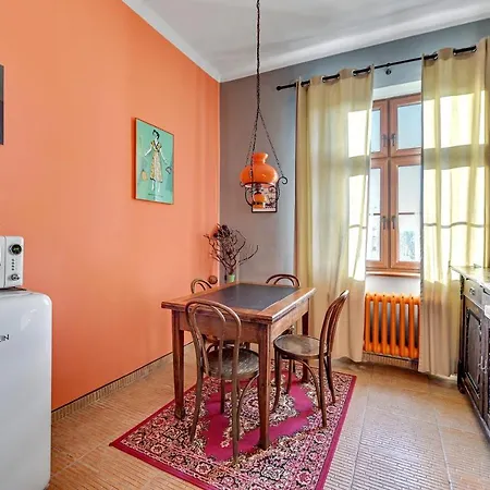 Danzig 1925 Old Town Apartment-2