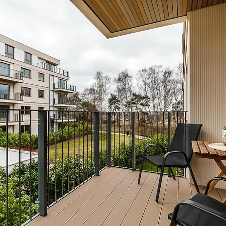 Uroczy ,,Bursztynowy ,, apartament blisko plaży , parking w cenie-2
