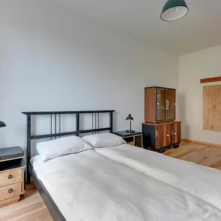 Staywin Wilcza Apartments-2