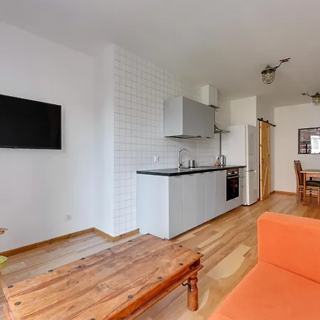 Staywin Wilcza Apartments-3