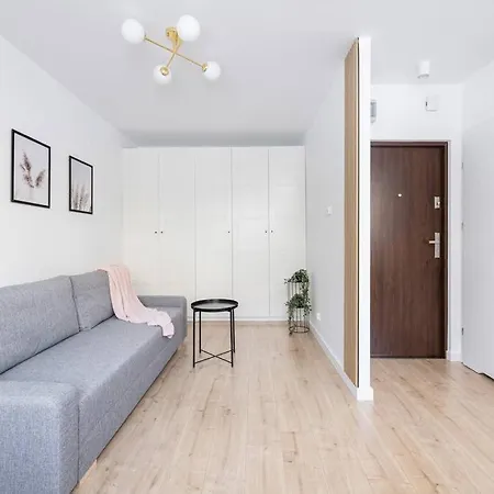 Comfy Studio - 10' Walk To The See !-3