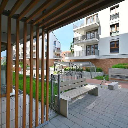 Beige 3City Apartment With Parking In Gdansk By Noclegi Renters-3