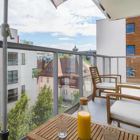 Garnizon Apartment For 6 Guests With Parking & Balcony By Noclegi Renters-2