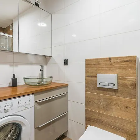 Apartament Black Stripes blisko morza-2
