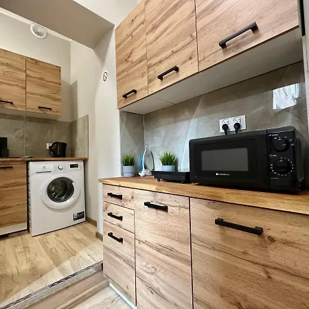 MMRent Merci Room-3