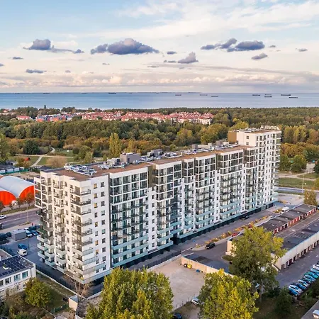 Golden Reagan by Aparo - Nowy Apartament, Winda, Łóżeczko Turystyczne, Plaża 500m, Balkon, 2 Sypialnie oraz Salon, Rowerownia, Biurko-3