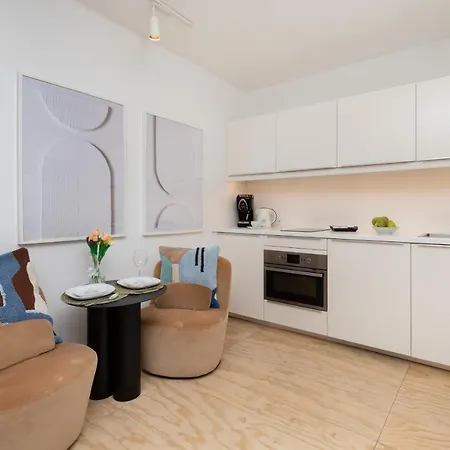 Stylish Studio In Modern Design - Tartaczna 2 By Rent Like Home-3