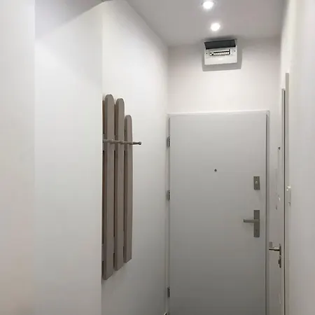 Wrzeszcz Studio Apartment-3