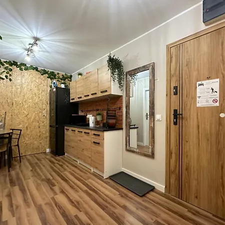 Vintage Room 10 Min To Old Town Gdansk,Pkp & Shopping Mall-3