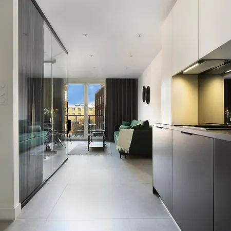 Elite Apartments Wałowa Studio-3