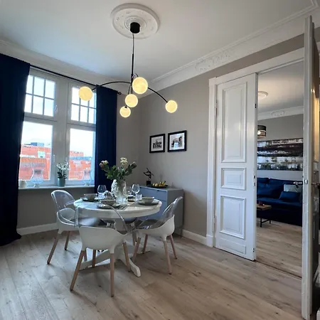 Holiday Apartment Gdansk Stocznia, Shipyard With A Sauna-2