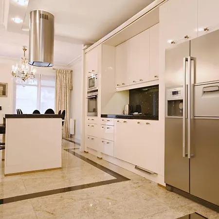 Large And Luxury 3City Apartment In Gdansk With Two Balconies By Noclegi Renters-2