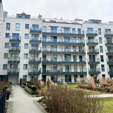 Oldtown Retro Apartment By Marina With Balcony For 6 People-2