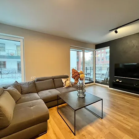 64M2 Apartment Oldtown Gdansk Yacht Marina-2