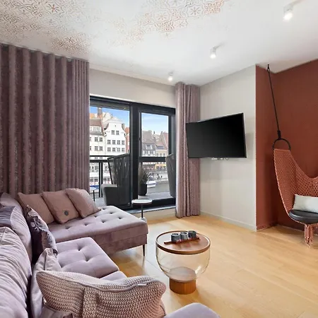 Deo Plaza Riverside Deluxe Apartment By Noclegi Renters-3