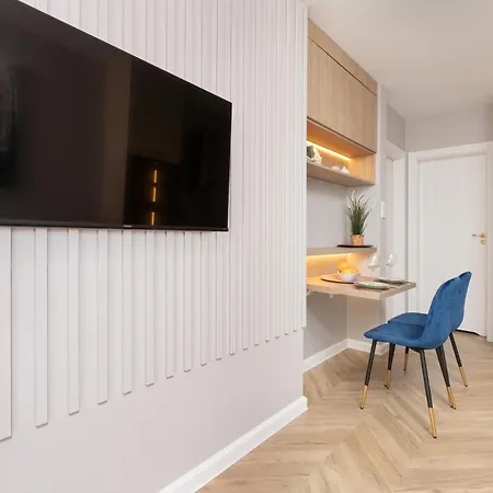 Comfortable&Stylish Studios in Gdańsk by Noclegi Renters-3