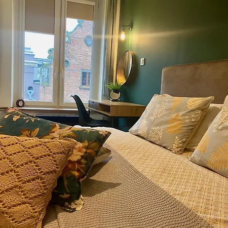 Apartament ZIELONY lub BURSZTYNOWY z parkingiem Stare Miasto Gdańsk-2